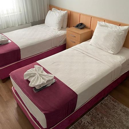 Hotel Özsefa Istanboel Buitenkant foto