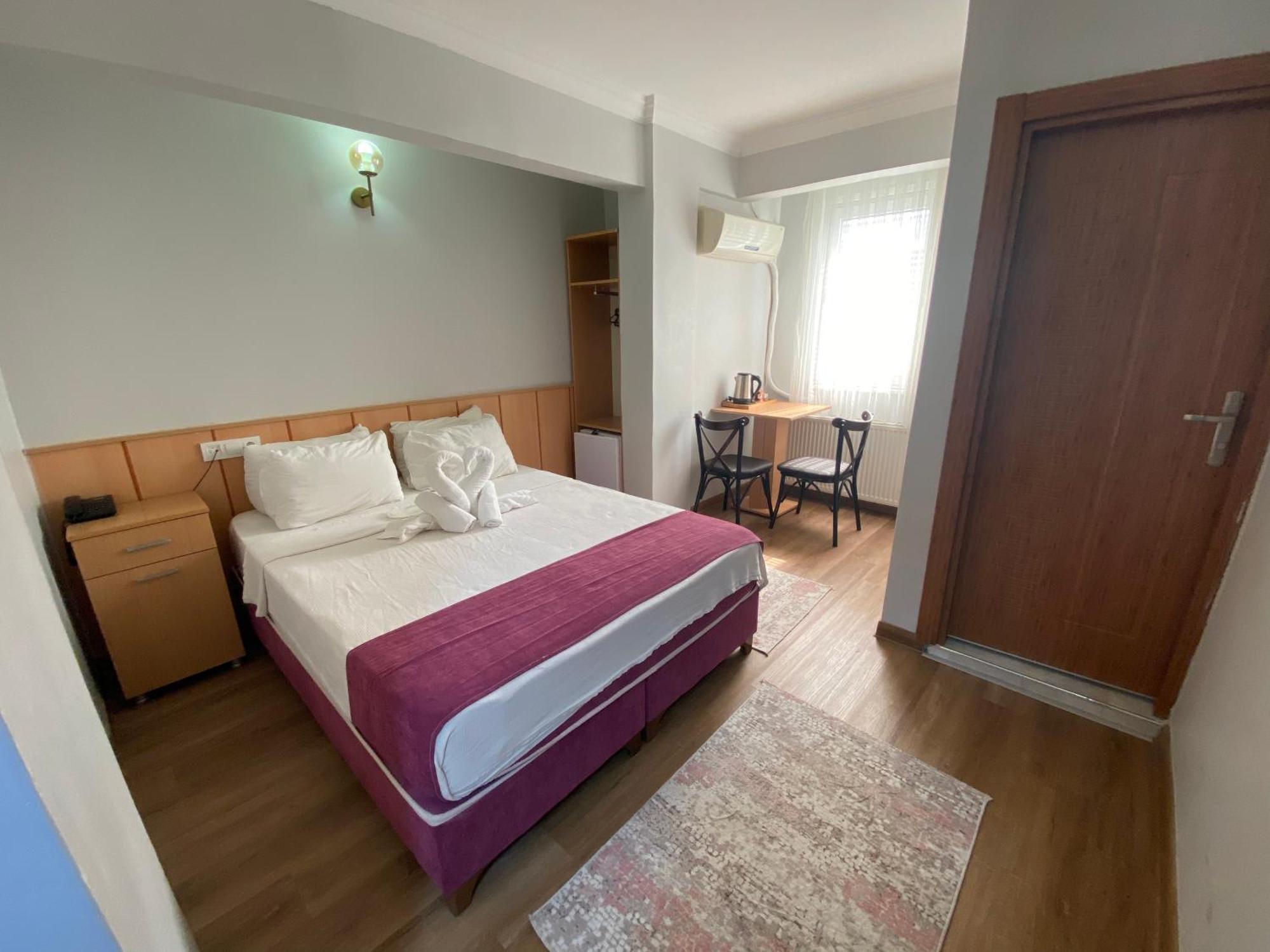 Hotel Özsefa Istanboel Buitenkant foto